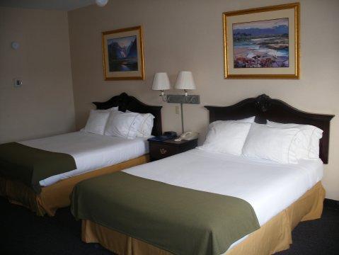Holiday Express By Ihg Oakdale